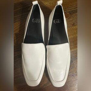 Gianni Bini ladies leather Loafers, size 7 1/2. 
New without box. Never worn.